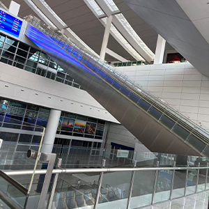 高铁站电梯扶梯护栏安装