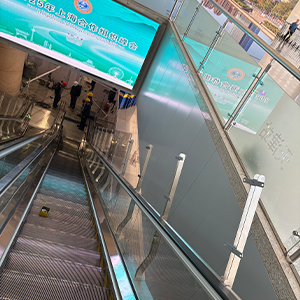 天津站电梯扶梯护栏安装施工过程